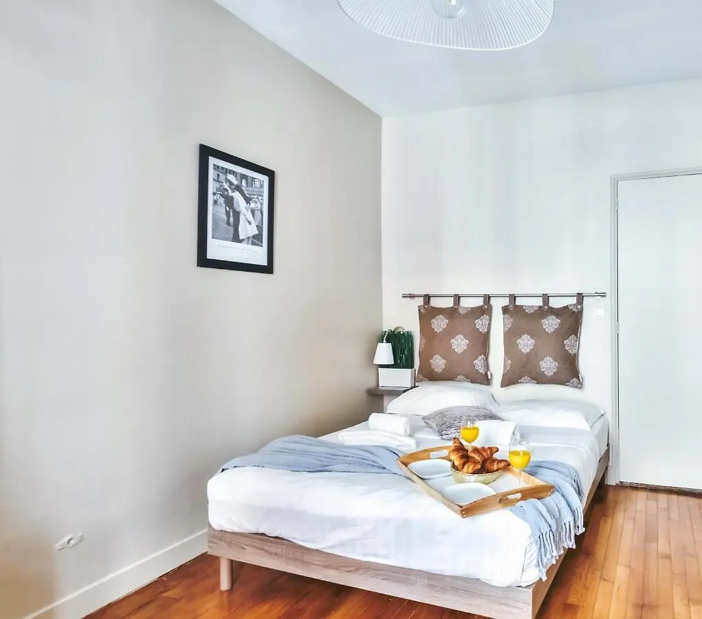 Charming Family Flat Near Montparnasse Apartment Paris France