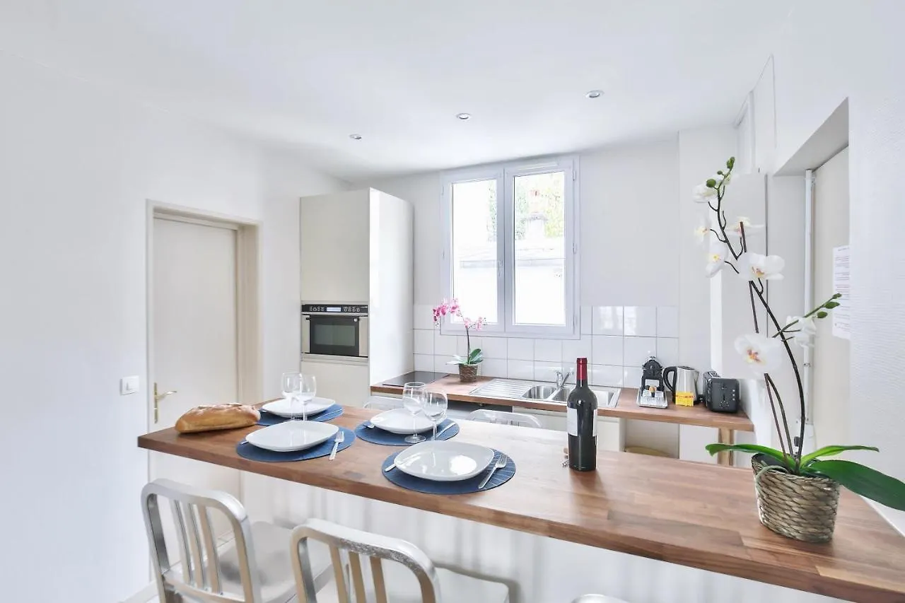 Charming Family Flat Near Montparnasse Apartment Paris 0*,  France